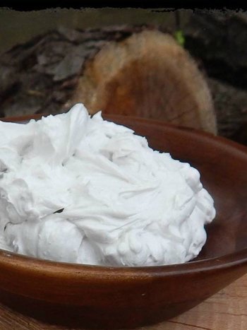 Bentonite Clay Shaving Cream